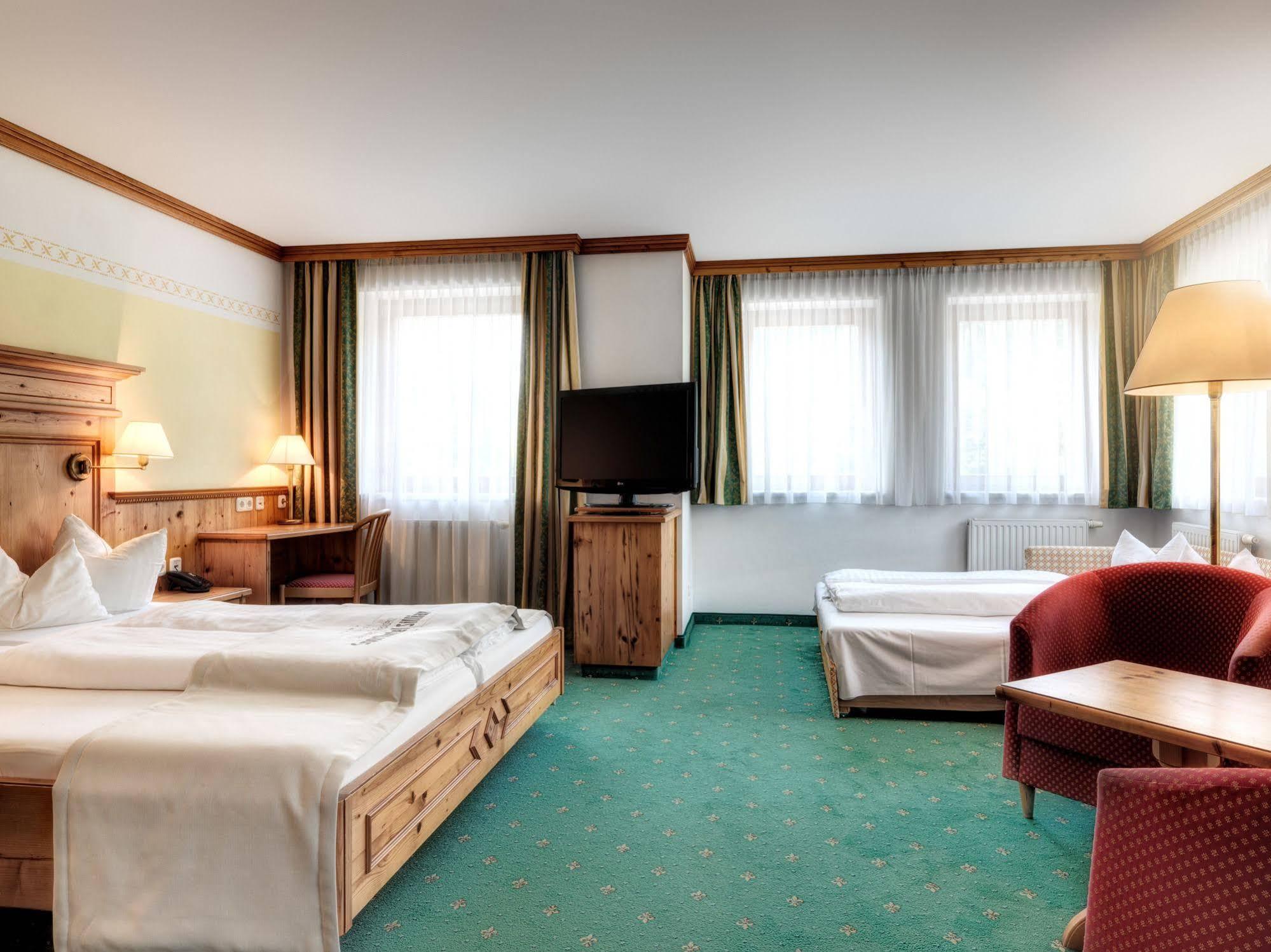 Hotel Dolomiten Residenz - 4*